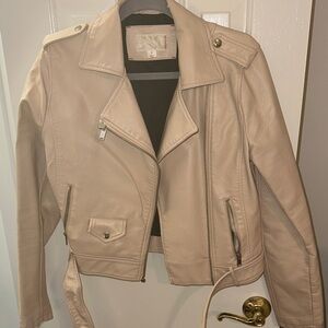 Baby pink faux leather jacket *CALLOUT